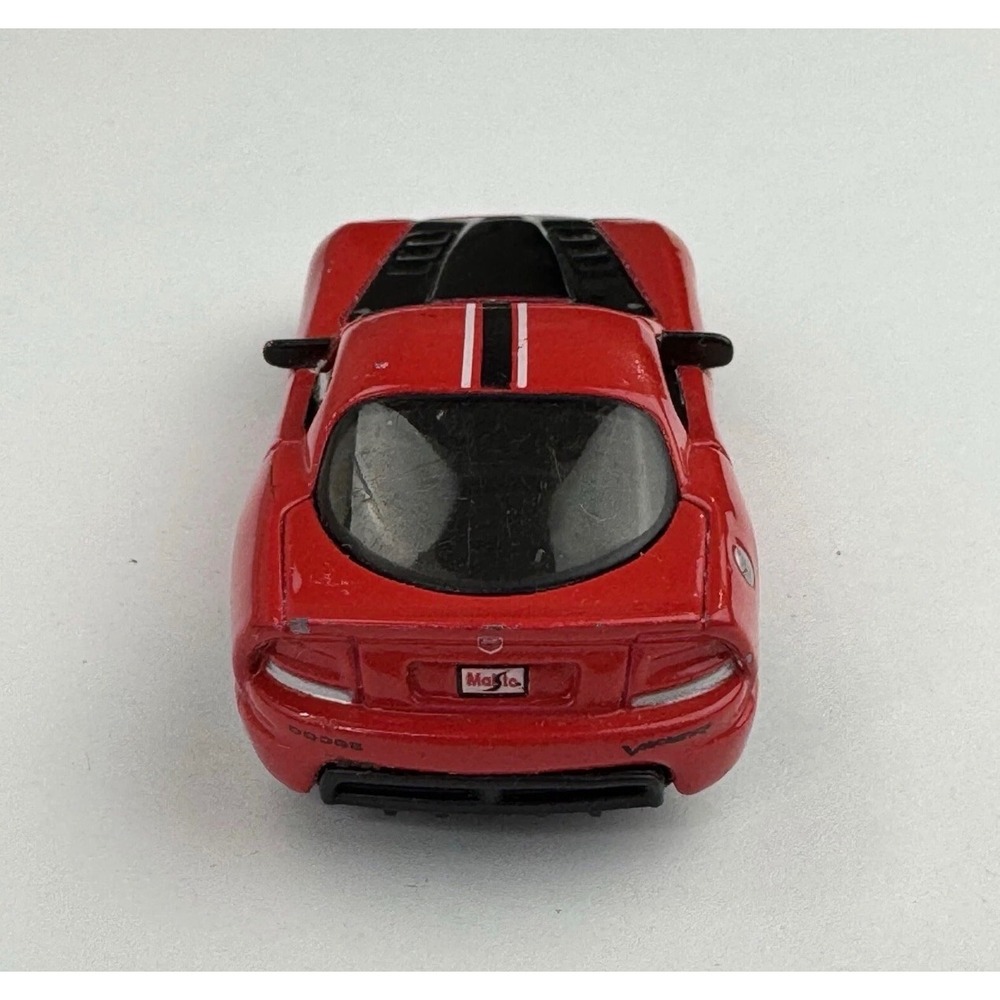 Maisto 2008 Dodge Viper SRT10 Red Black Hood Diecast Model Car 1/64 Scale - Picture 3 of 9
